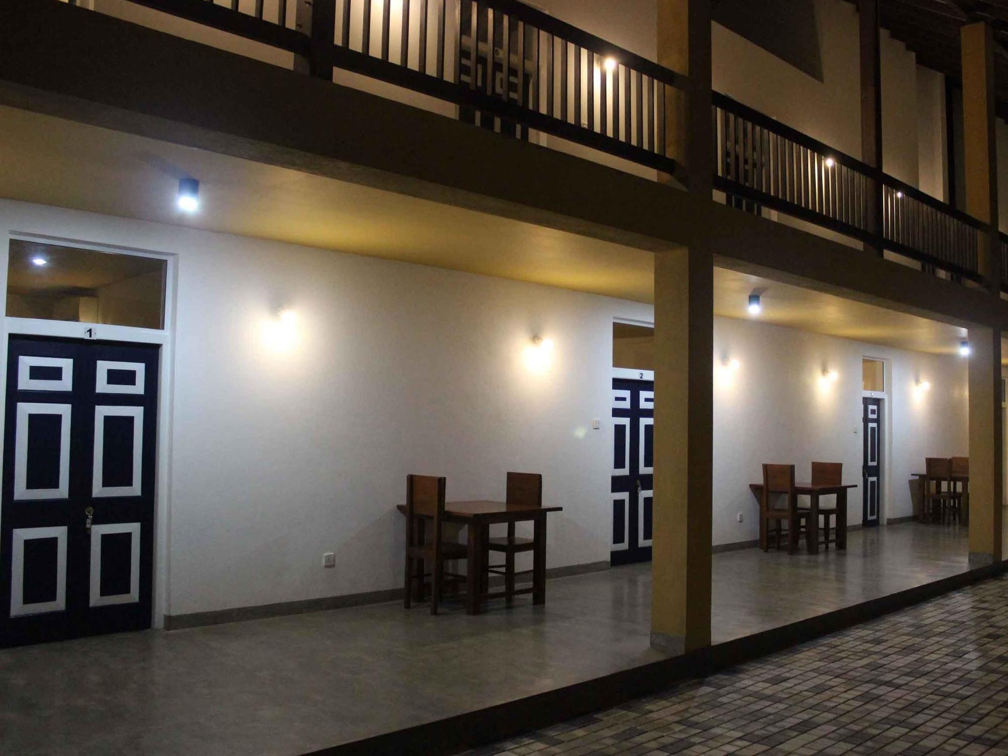 My Hostels Mirissa Extérieur photo